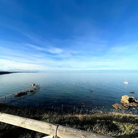 House & Garden - 5 Minutes To Piazza Rossetti * Vasto