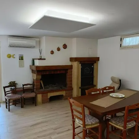 Apartament House & Garden - 5 Minutes To Piazza Rossetti Vasto